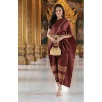 ราคา BY SALISA ชุดไทยสมัยอยุธยายกชุด โจงกระเบนผ้าไหมลำพูนทอยกดอกเล็กตัดเย็บสำเร็จรูป สไบผ้าเครปมันเรียบเงางาม ชุดแต่งงาน ชุดเพื่อนเจ้าสาว ชุดไทยออกงาน ชุดไทยพระราชเพณี (25534175755)