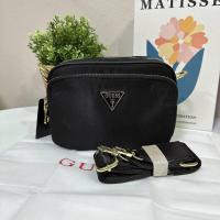 ราคา กระเป๋าสะพายข้าง Guess 8 นิ้ว (20305866510)