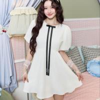ราคา FLAT2112 BLOOMIE SWEETIE MINI DRESS เดรสสั้นโบว์คอกลม แขนพอง ฟิลหวานมินิมอล สไตล์เกาหลี มีทั้งสีขาวและสีดำ FF1358 (126298310145)