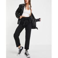 ราคา Topshop belted high waisted jeans in black (202465442)