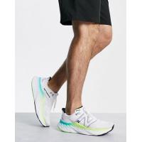 ราคา New Balance Running Fresh Foam More trainers in white and citrus green (202420398)