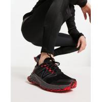 ราคา New Balance GARO running trainers in black (203663985)