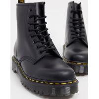 ราคา Dr Martens 1460 8 eye bex boots in black (20541092)