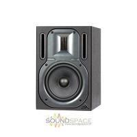 Behringer Truth B3031A