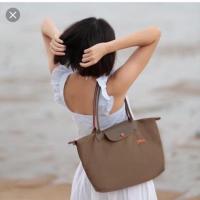 ราคา ✔️‼️SALE OFF 70%‼️Longchamp le Pliage Club หูยาว #กระเป๋าสะพายผู้หญิง size:: ML LC (2869984129)