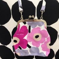 ราคา Marimekko Roosa Crossbody ดอกชมพูหวานๆ ของแท้ พร้อมส่ง (2833140574)