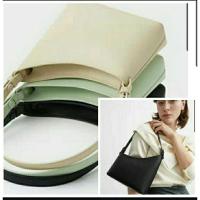 ราคา | Ck Itu Bag | Ck กระเป๋าสะพายไหล่ทรงไม่สมมาตร (3036893909)