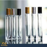 ราคา ขวดลูกกลิ้งหัวโลหะใส่น้ำหอม ปริมาณ 10ml. ขวดแก้วหนาฝาอลูมิเนียม (3265336629)