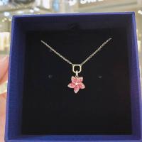 ราคา Swarovski สร้อยคอโซ่จี้รูปดอกไม้สีชมพูสําหรับผู้หญิง (4083295750)