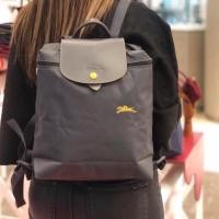 ราคา 7.7 BIG SALE(แท้100%จากKingPower)New Longchamp Club Backpack สี Fusil (กรุณาสอบถามก่อนสั่งชื้อค่ะ) (1269375546)