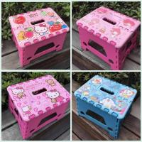 ราคา เก้าอี้พับเก็บได้ทรงเตี้ยลายการ์ตูน คิดตี้โดเรม่อนขนาด 28.8×22×27 cm (3476856590)