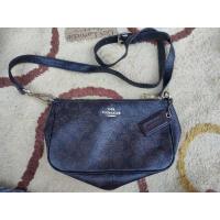 ราคา Coach กระเป๋าผู้หญิง แท้ มือสอง สภาพดี (11455416218)