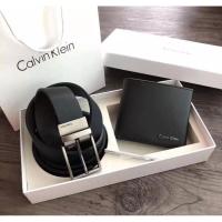 ราคา ส่งฟรี Calvin Klein Belt Wallet ของแท้ (2626187131)