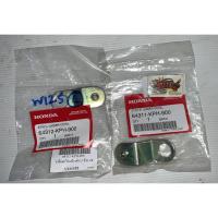 ราคา ขายึดอกไก่ ปากฉลาม เวฟ125S R 2004 ซ้าย ขวา แท้ แยกขาย (2562750555)