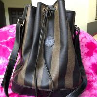 ราคา Fendi Pequin Used มือสอง แท้ (2301969647)