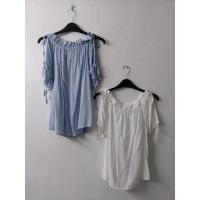 ราคา 1แถม1 สีฟ้า แถมสีขาว อก34 38 ผูกแขนระบายเปิดไหล่ เสื้อน่ารัก เสื้อเปิดไหล่ เสื้อคนอวบ เสื้อสาวอวบ เสื้อมือสอง (7987813571)