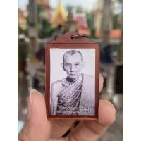 ราคา รูปถ่ายหลวงพ่อกวยครึ่งองค์ปี 64 รับประกันแท้ (13141636338)