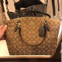 ราคา COACH F27582 SMALL KELSEY SATCHEL IN SIGNATURE JACQUARD Color IMITATION GOLD KHAKI BROWN (2342689187)