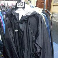 ราคา 5 ตัวตัวละ 99 บาทเสื้อกันฝนมือสองขายเฉพาะในไลฟ์สดค่ะ (18330120059)