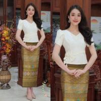 ราคา เสื้อไหมลาวแขนกลีบบัว สวย เก๋ไก๋ น่ารัก งานมาใหม่พร้อมส่ง Stock แน่น สวยเรียบหรูดูไฮ งานสวยงานเนี๊ยบ งานเป๊ะใส่แล้วปัง (17782888708)