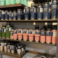 ราคา ขวดเก็บอุณหภูมิ Yeti 10oz 20oz 30oz 18oz 36oz 64oz bottle ของแท้ 100 เก็บเย็น 18 24ชม (9027077561)