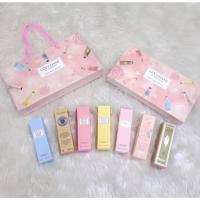 ราคา ครีมทามือ L'OCCITANE HANDCREAM GIFT SET สีชมพู ครีมทามือแห้ง เพิ่มความชุ่มชื่น กลิ่นหอม - 24Sell (16905258785)