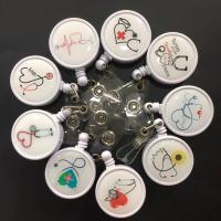 ราคา โยโย่ห้อยบัตรพนักงาน โยโย่ติดกระเป๋าเสื้อ ลายหูฟังทางการแพทย์ >>ช้อปครบเซ็ตแถมฟรี!! กรอบใส่บัตรสีขาว<< (16842637878)