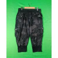 ราคา กางเกงขา 5 ส่วนผ้าคอตตอนลายทางทหารสีเทาดำ size l เอว 30-36 สะโพกหน้าผ้า 44 ถึง 46 ความยาว 30 นิ้ว (23866797856)