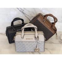 ราคา New MK หมอนมินิ รุ่นใหม่ล่าสุด Michael Kors MK Travel XS Duffle Xbody (17840088232)