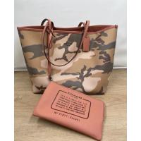 ราคา Coach แท้ tote กลับด้าน REVERSIBLE CITY TOTE WITH WILD CAMO PRINT (COACH F31451) (232750654)