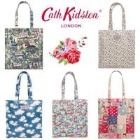 ราคา พร้อมส่ง! Cath Kidston ของแท้ 100% oilcloth book bag (3791859435)