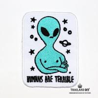 ราคา ตัวรีดติดเสื้อ ตัวรีดเอเลี่ยน การ์ตูน ตลก ขำ มนุษย์ต่างดาว NASA Alien wop UFO Patch งานปัก DIY ตัวรีด อาร์ม ติดเสื้อผ้า (5160648863)