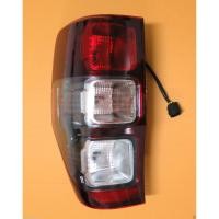 ราคา (ซ้าย) ไฟท้าย ฟอร์ด เรนเจอร์ 2012-2019 (ฝาดำ) รวมขั้วและหลอดไฟ FORD RANGER XL XLT PX T6 WILDTRAK เสื้อไฟท้าย (2232986778)