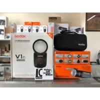 ราคา GODOX V1 แฟลชพร้อมอุปกรณ์ AK-R1 แฟลชตัวท็อป ประกันศูนย์ Godox Thailand (2437843472)