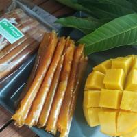 ราคา มะม่วงกวน✨ มะม่วงแผ่นม้วนป้าแต๋ว ขนาด 500 กรัม รสเปรี้ยวอมหวาน มะม่วงกวนม้วน หยิบทานง่าย (19936536692)