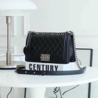 ราคา (ส่งฟรี) KEEP รุ่น Quilted Boy Bag - กระเป๋าสะพาย (6907874)
