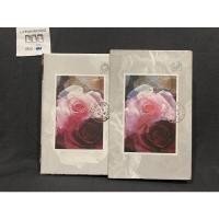 ราคา หนังสือ (มือสอง) ความรักที่น่ารัก All you need to know to make your love happy ปกแข็งพร้อมกล่องสวม - ตะวันธรรม (19910543091)