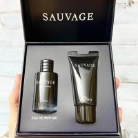 ราคา (รับเงินคืน 15% ใช้โค้ด J5BAK66V) Dior Sauvage EAU DE PARFUM 10ml + Shower Gel 20ml (19650809106)