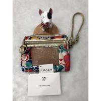 ราคา Used Coach Wristlet Multicolor/Gold 42895 (8116687708)