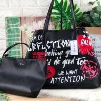 ราคา GUESS DETAIL SHOPPING BAG กระเป๋าสะพาย (2131145674)