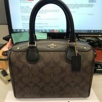 ราคา coach หมอน 9 นิ้วแท้ มีตำหนิหนัก (762978223)