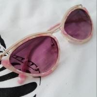 ราคา แว่นตากันแดด lyn around (No box)แต่มีกล่องใส่แว่นให้ค่ะ (1136344908)