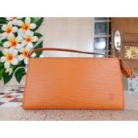 ราคา Lv pochette accessories epi orange Y2004 pochette epi ของแท้100%ค่ะ (15855460092)