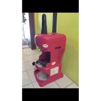 ราคา เครื่องทำบิงซู ยี่ห้อ well เครื่องทำน้ำแข็งไสเกล็ดหิมะ (มือสอง) (4764423101)