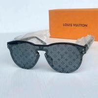 ราคา NEW LOUIS VUITTON SUNGLASSES ราคา 21,730 (4351105060)