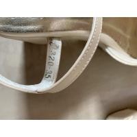 ราคา ส่งต่อรองเท้าเจ้าสาวมือสองสีออฟไวท์ จากร้าน Fashion Eyes (5753707646)