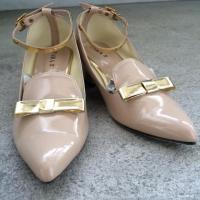 ราคา รองเท้าหัวแหลม สีชมพูอ่อน Zara (55288675)