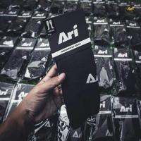 ราคา ถุงเท้ายาว Ari สีดำ (804308296)