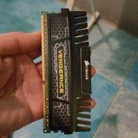 ราคา Ram PC corsair 8x1 gb ddr3 bus1600 มือสองใช้งานน้อย (13474428830)