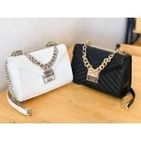 ราคา #guess กระเป๋าสะพายทรงน่ารัก จาก GUESS (8415793165)